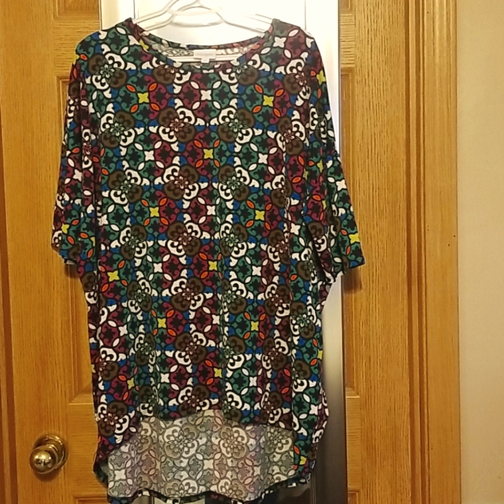 Lularoe Carly Top XL/XXL